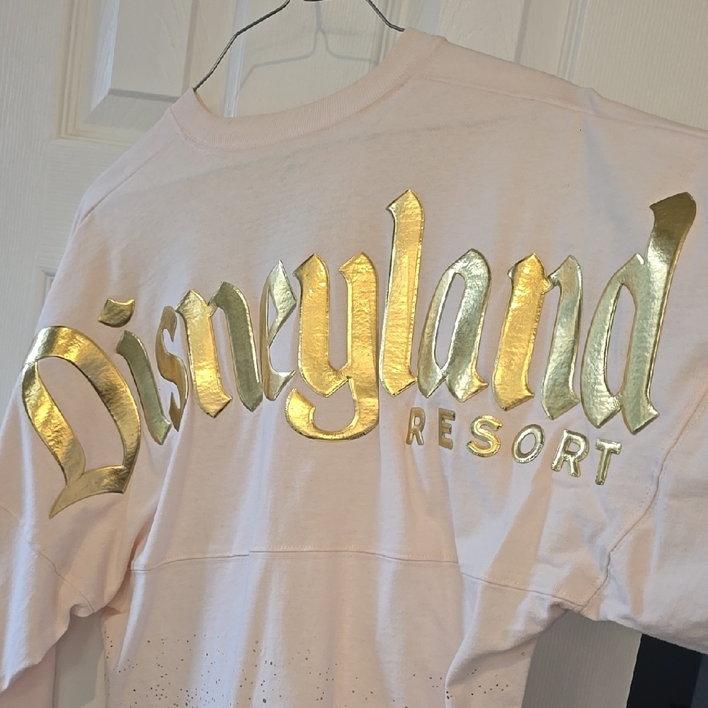 Womens Disneyland Resort Sweater, Light Pink & Metallic Gold Size XS Oversized